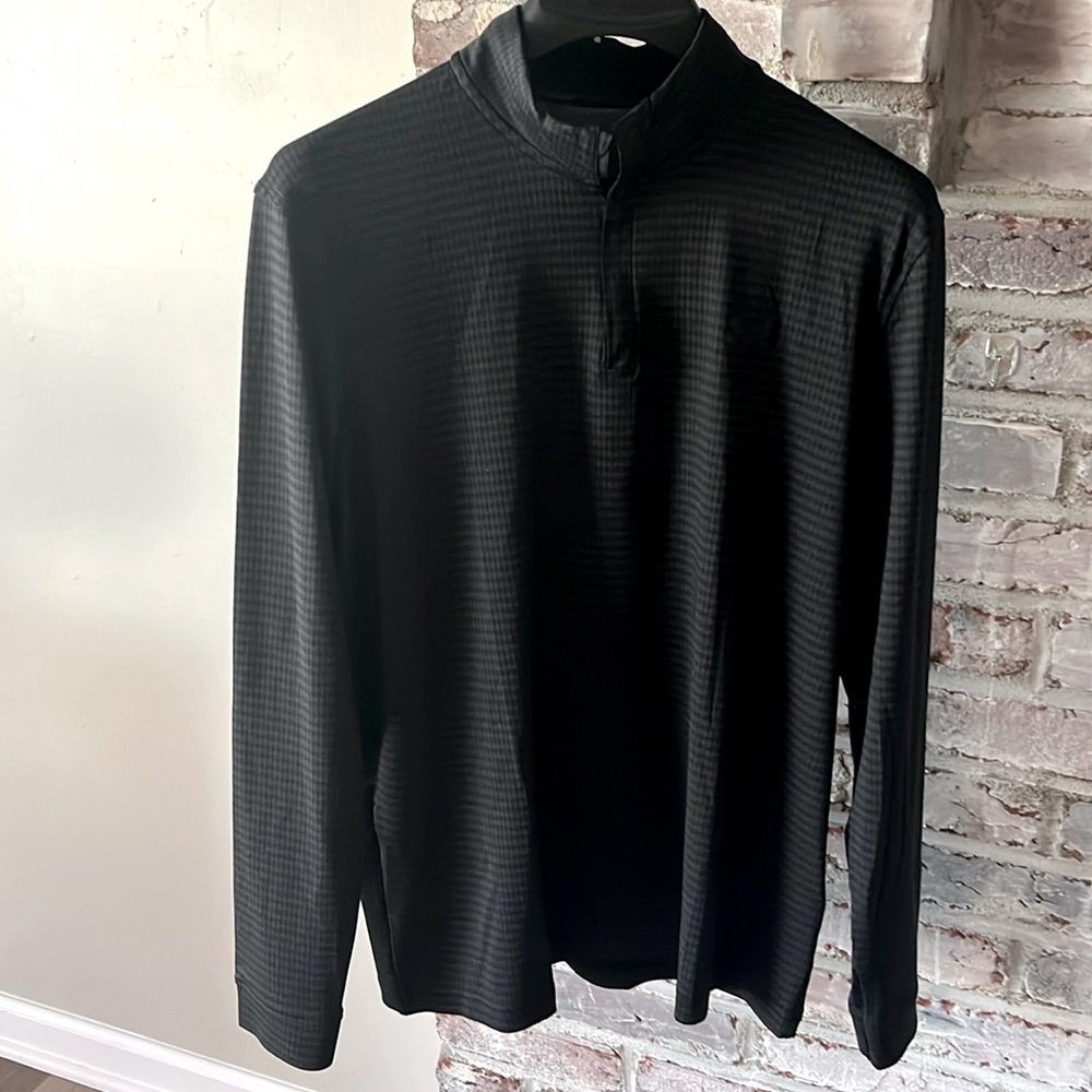 Under Armour Black/Gray Checker Print 1/4 Zip Golf LS Top Men’s